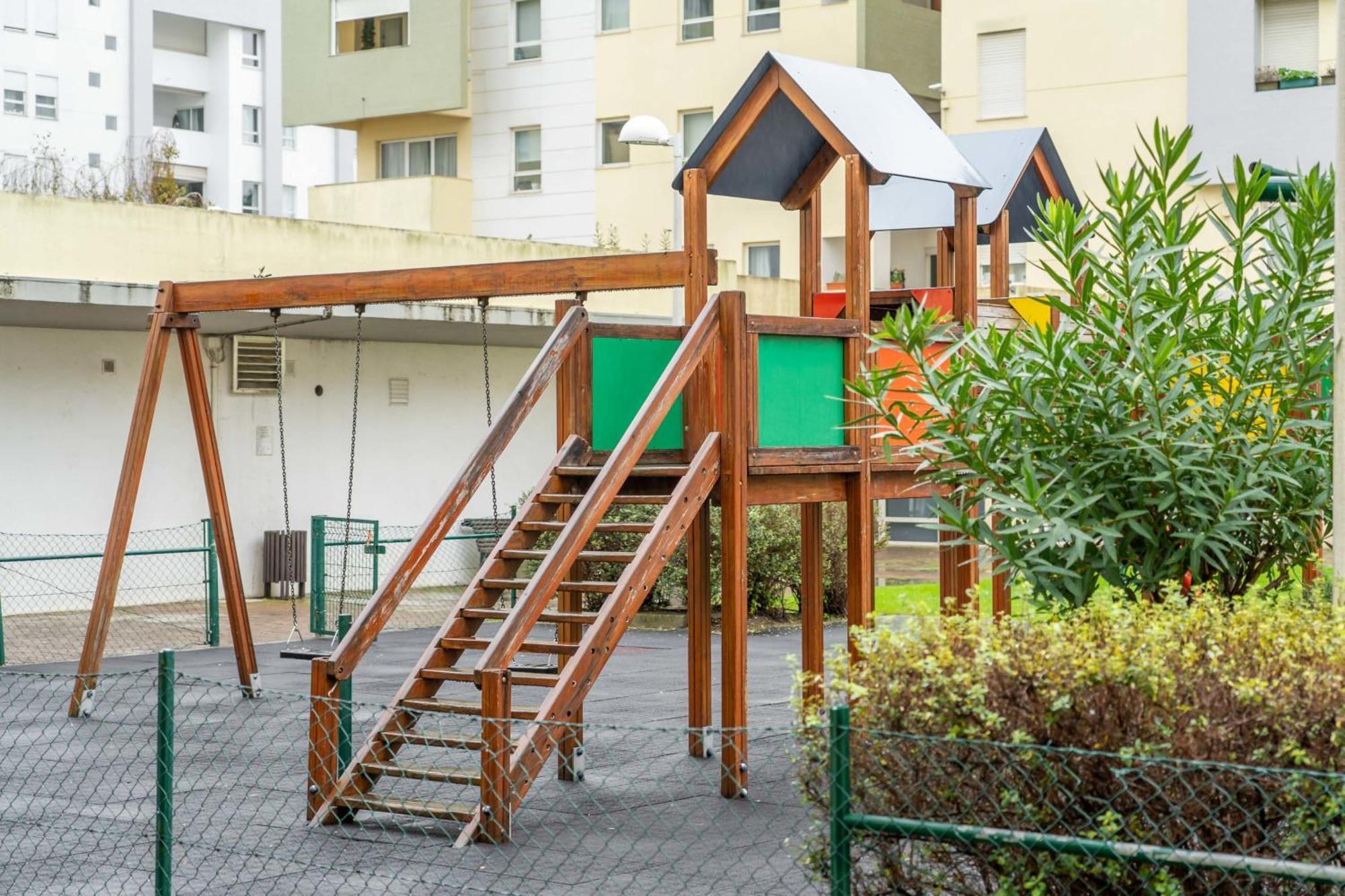 Apart T3 Com Piscina Tenis Ginasio E Parq Infant Lisbon Luaran gambar